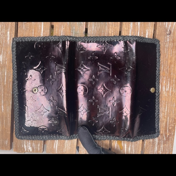 OFFER??LOUIS VUITTON Sara wallet - Picture 15 of 15